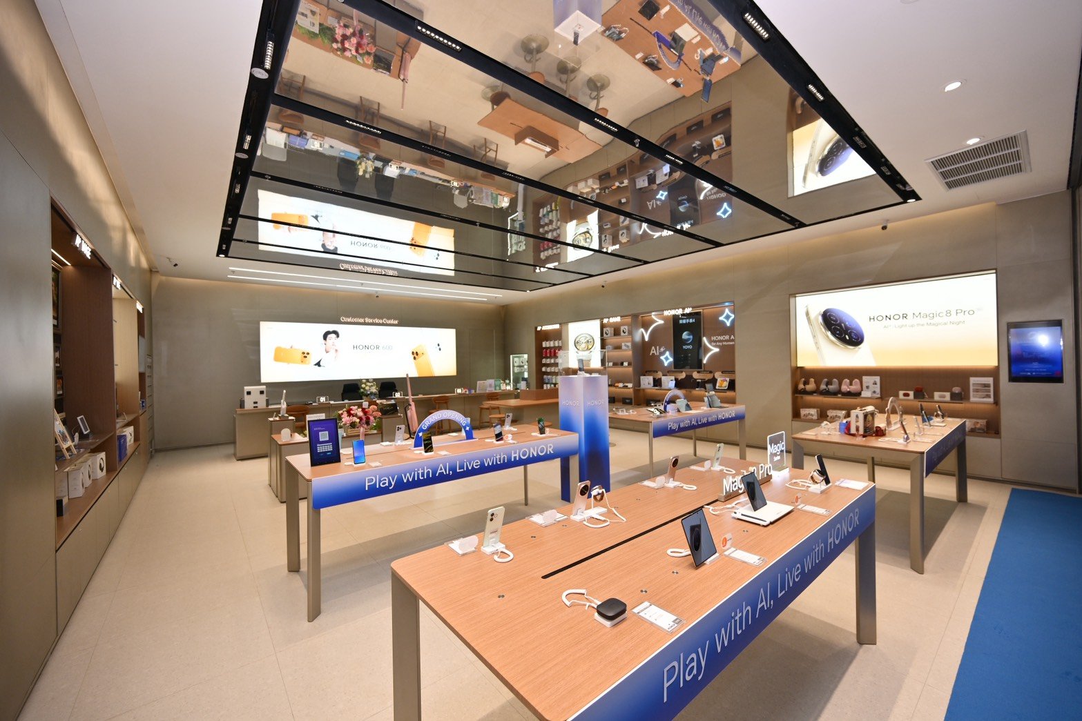 เปิดแล้ววันนี้! HONOR Alpha Store แห่งแรกในตลาดต่างประเทศ ณ เดอะมอลล์ไลฟ์สโตร์ บางกะปิ